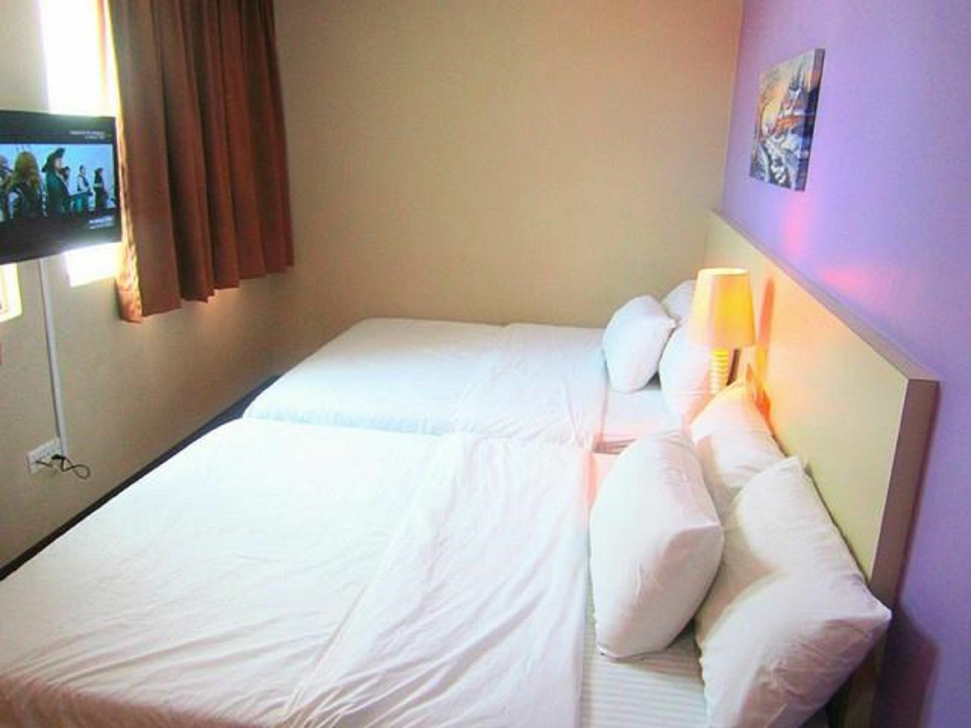 Station Eight Inn Ipoh Extérieur photo