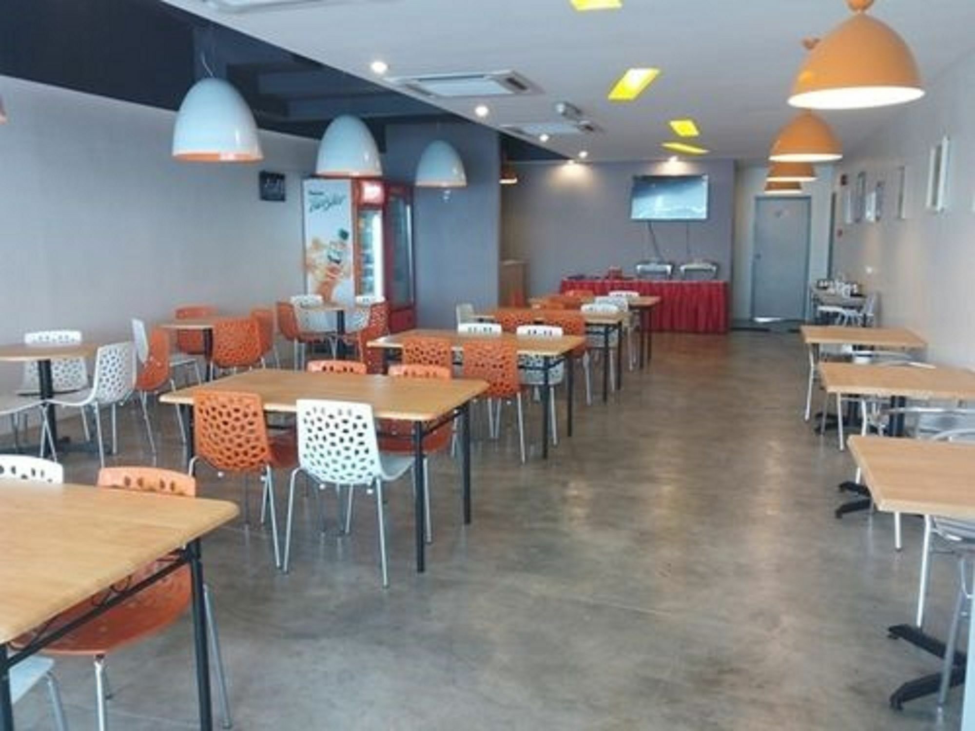 Station Eight Inn Ipoh Extérieur photo